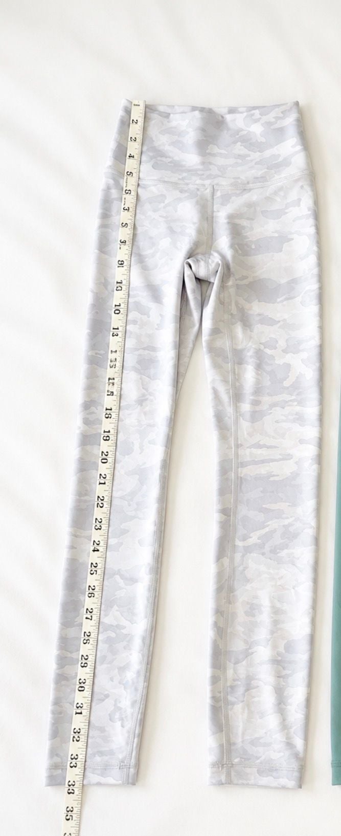 Lululemon Wunder Under HR 25” Luxtreme Camo Leggings Size 2 11