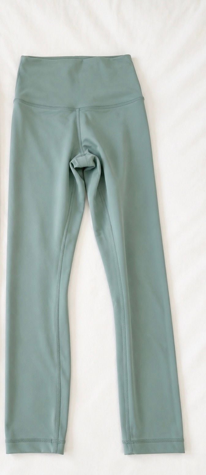 Lululemon High Rise Leggings Size 4 Mint Green Cropped 21” 5