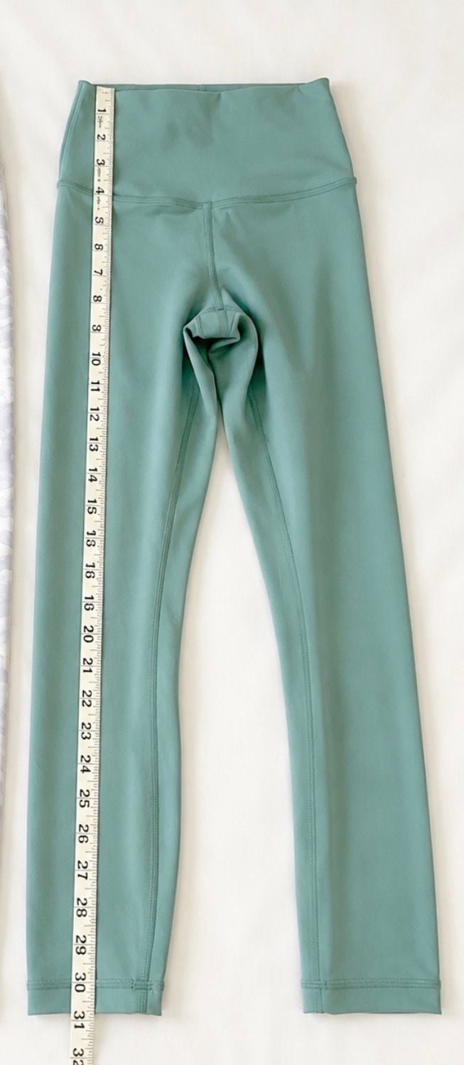 Lululemon High Rise Leggings Size 4 Mint Green Cropped 21” 6