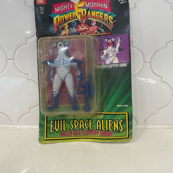 1994 Mighty Morphin Power Rangers Evil Space Aliens-Killer Bite Slippery Shark