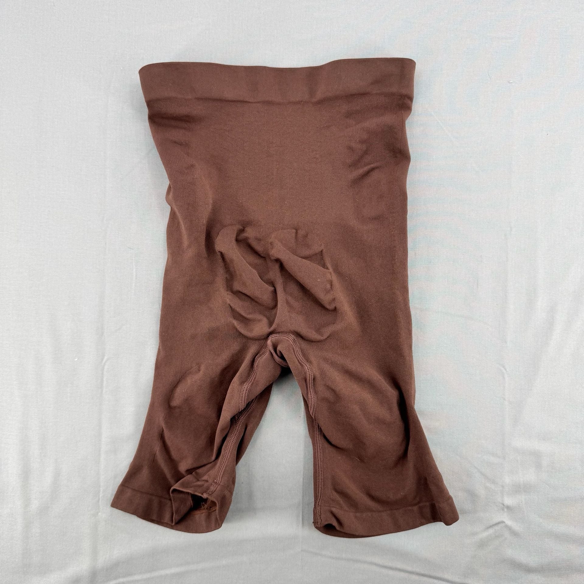SKIMS High Waisted Mid Thigh Sculpting Shorts Brown 2X/3X 3