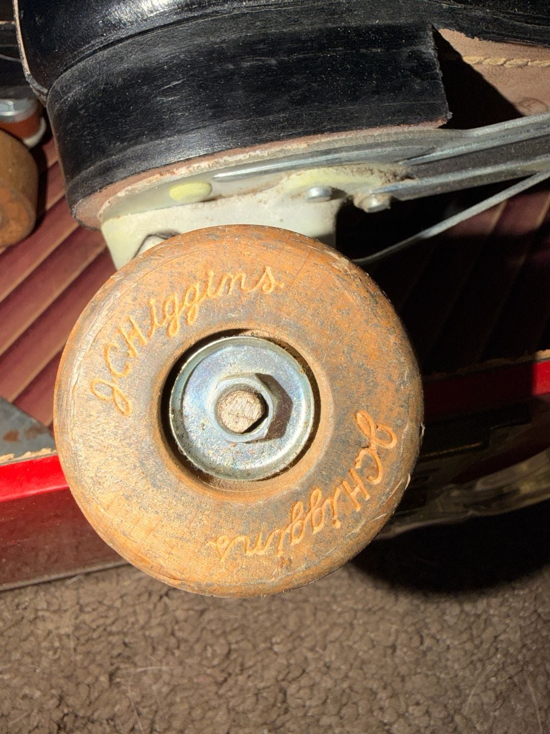 Vintage 1950s J.C. Higgins Roller Skates w/ Original Wood Wheels & Metal Case 8