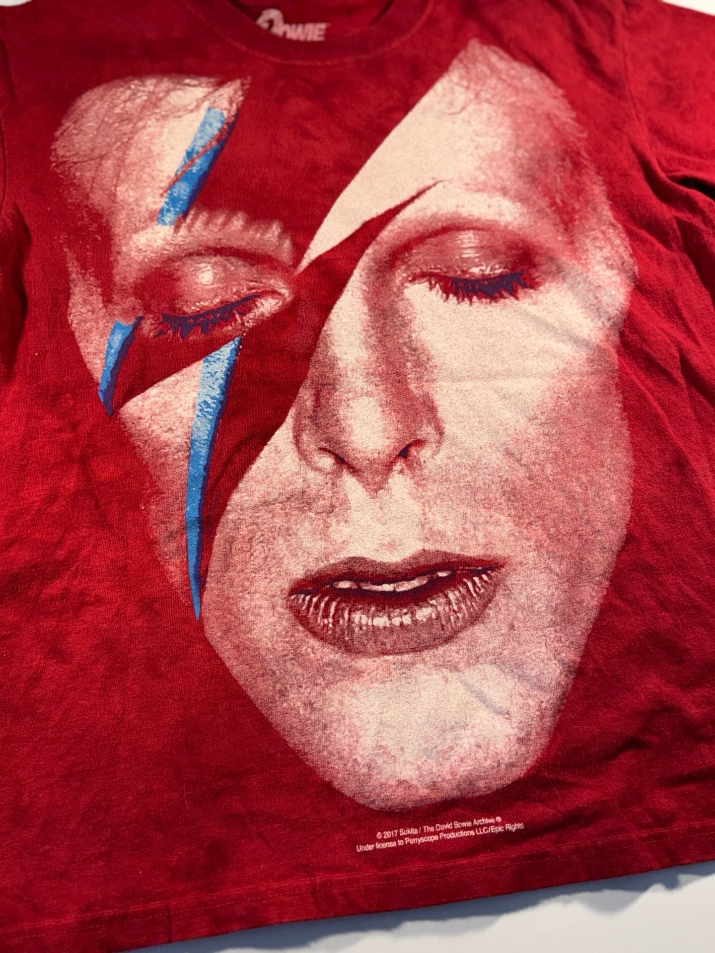 David Bowie Aladdin Sane Red Tie-Dye T-Shirt Size Small 4