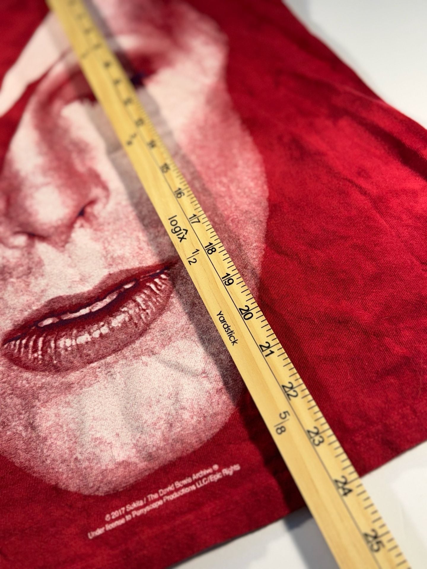 David Bowie Aladdin Sane Red Tie-Dye T-Shirt Size Small 6