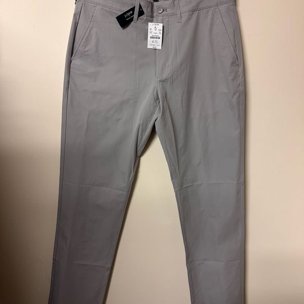 J.Crew Flex Tech Straight Pant Gray Size 31x32 NWT CG391