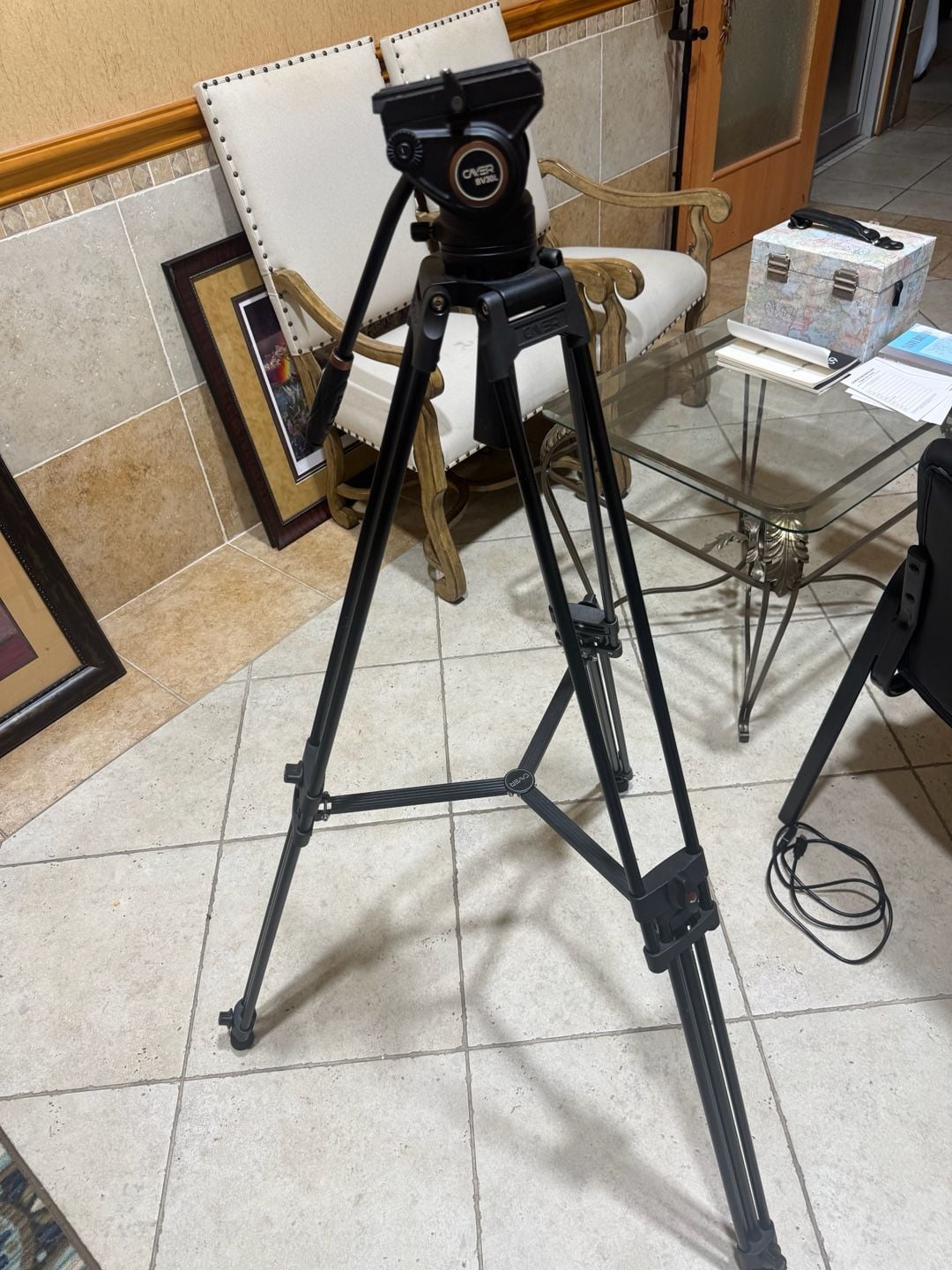 Cayer BV30L 72” Heavy Duty Aluminum Twin Tube Tripod Kit with K3 Fluid Head. 9