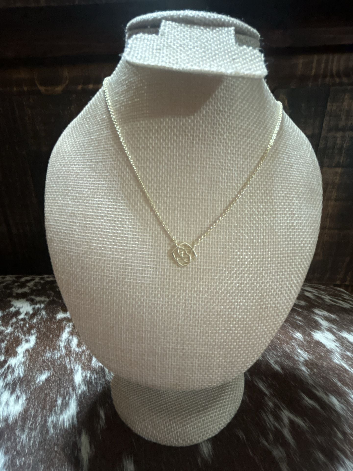 Kendra Scott Gold-Tone Camellia Flower Pendant Necklace 3