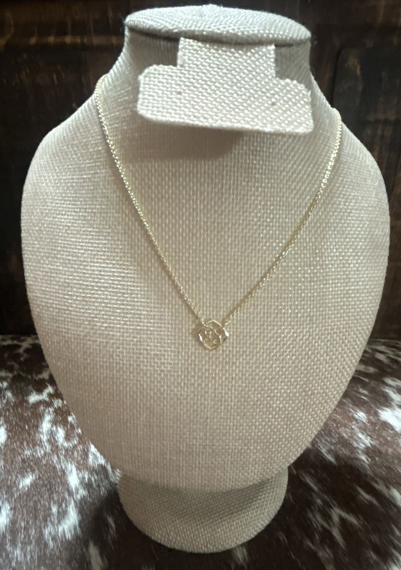 Kendra Scott Gold-Tone Camellia Flower Pendant Necklace 2