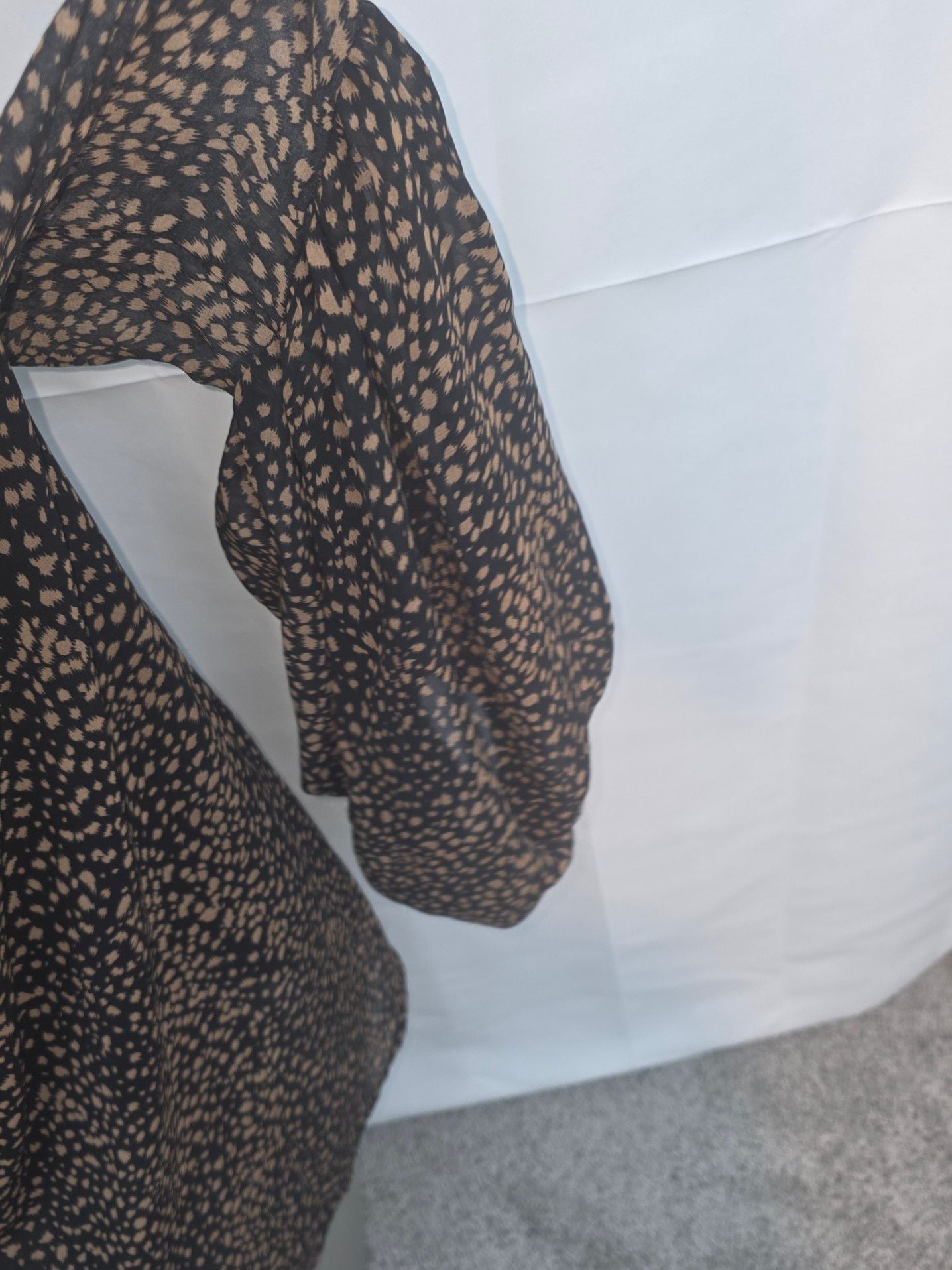 By Together Collection Black and Tan Leopard Print Chiffon Bell Sleeve Blouse Size M L3406-C 4
