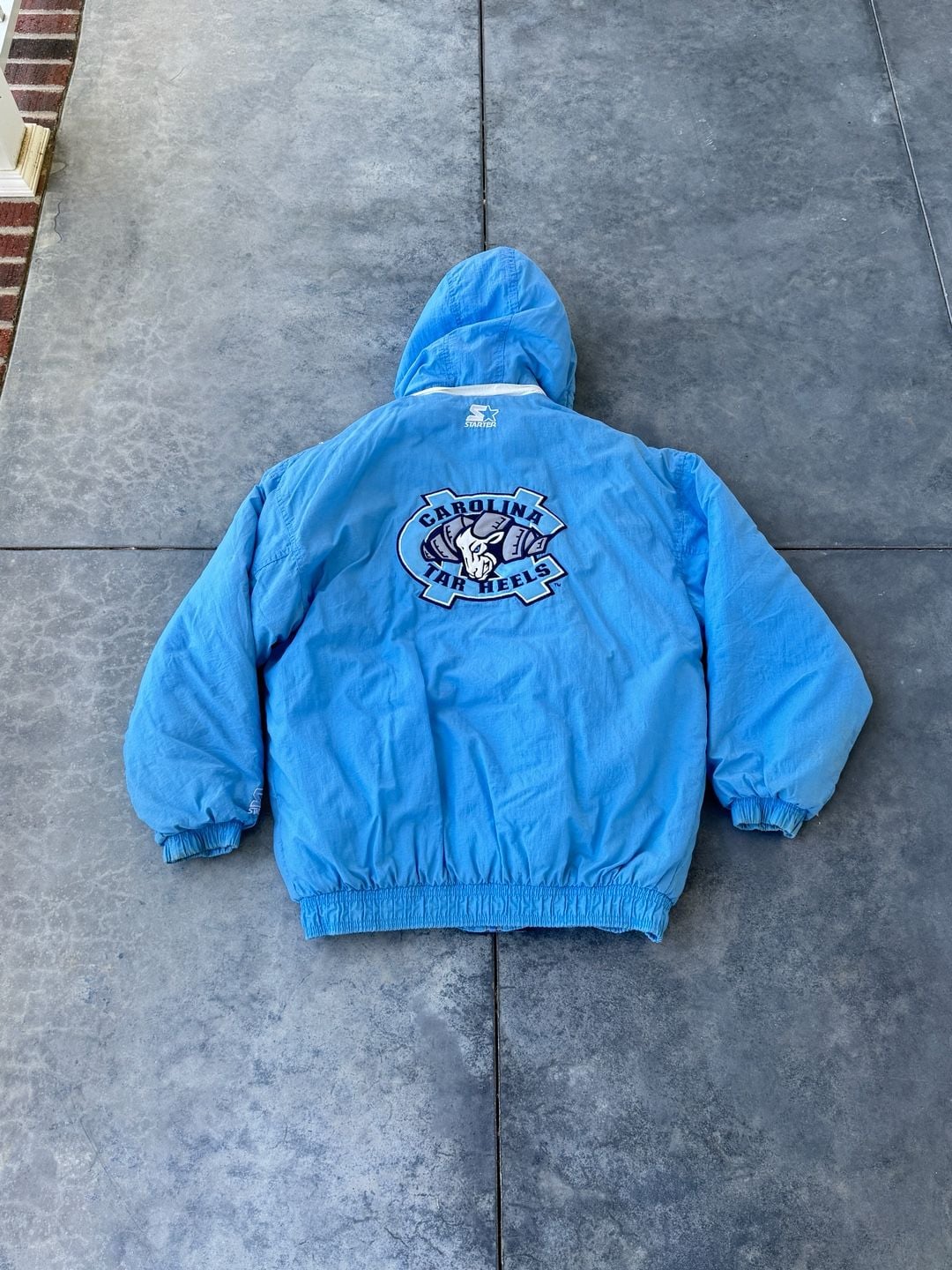Vintage North Carolina Tar Heels Starter Hooded Jacket Size M 6