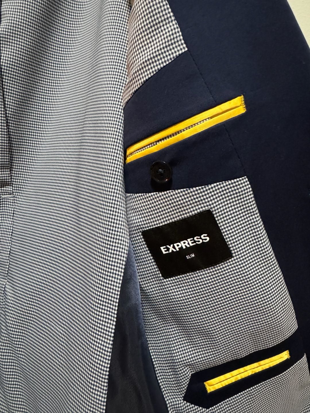 Express Men’s Navy Slim Fit 3-Piece Suit 36S / 28x30 Stretch+ 11