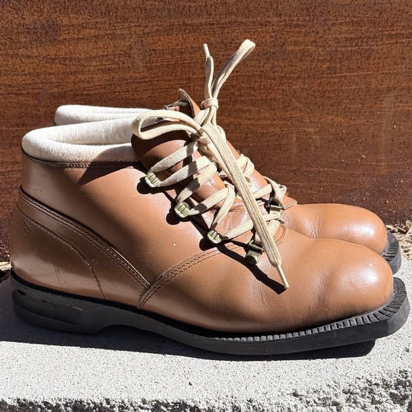 Alfa VULC Vintage Leather 75mm 3-Pin Nordic Cross-Country Ski Boots Size 38