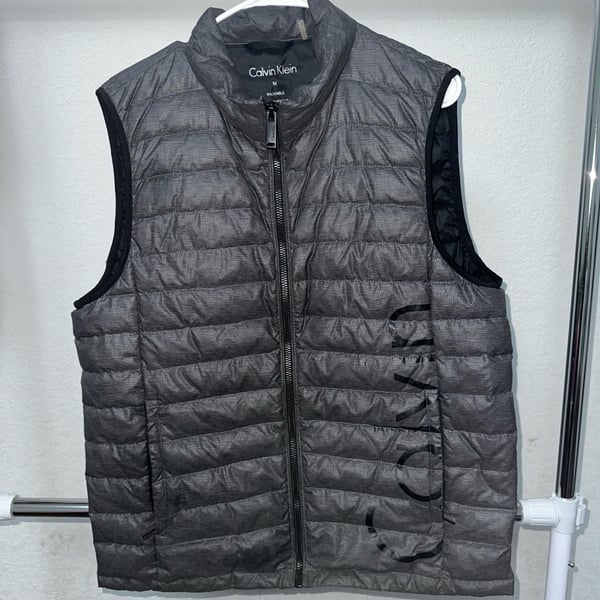 Calvin Klein Men's Packable Lightweight Premium Down Puffer Vest Gray Size M