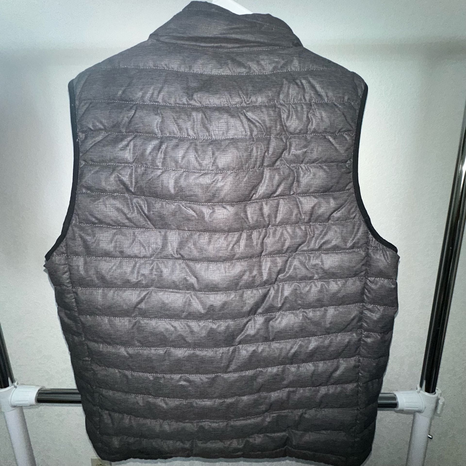 Calvin Klein Men's Packable Lightweight Premium Down Puffer Vest Gray Size M 5