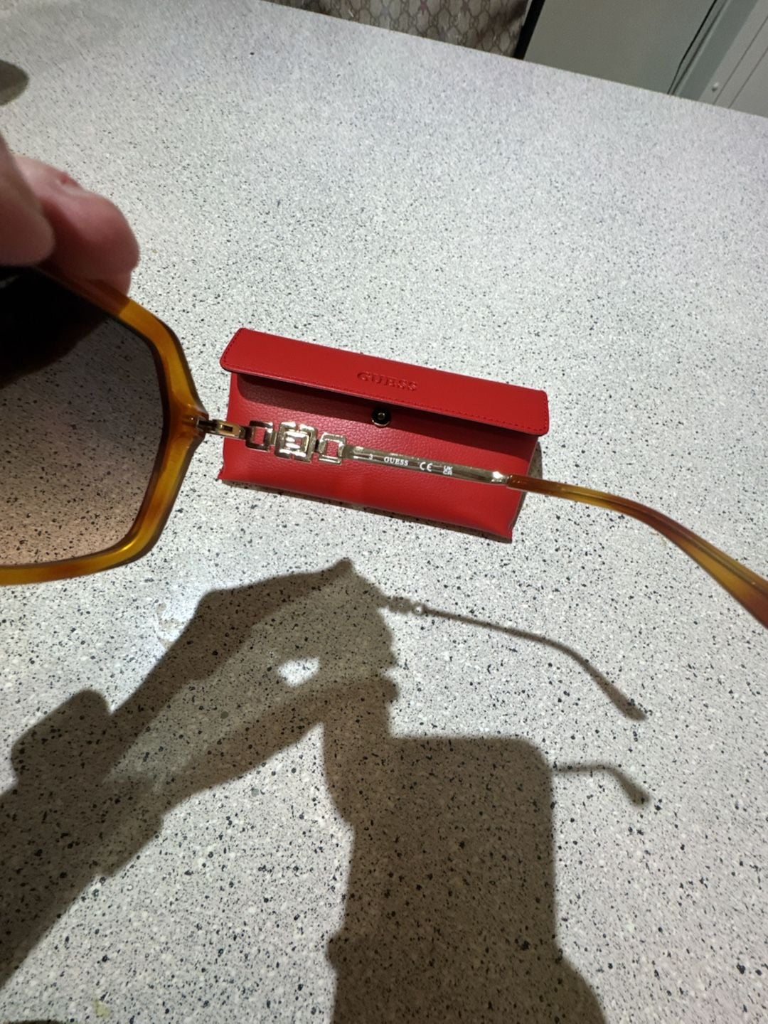 GUESS 53F Tortoise Geometric Sunglasses with Red Case 6