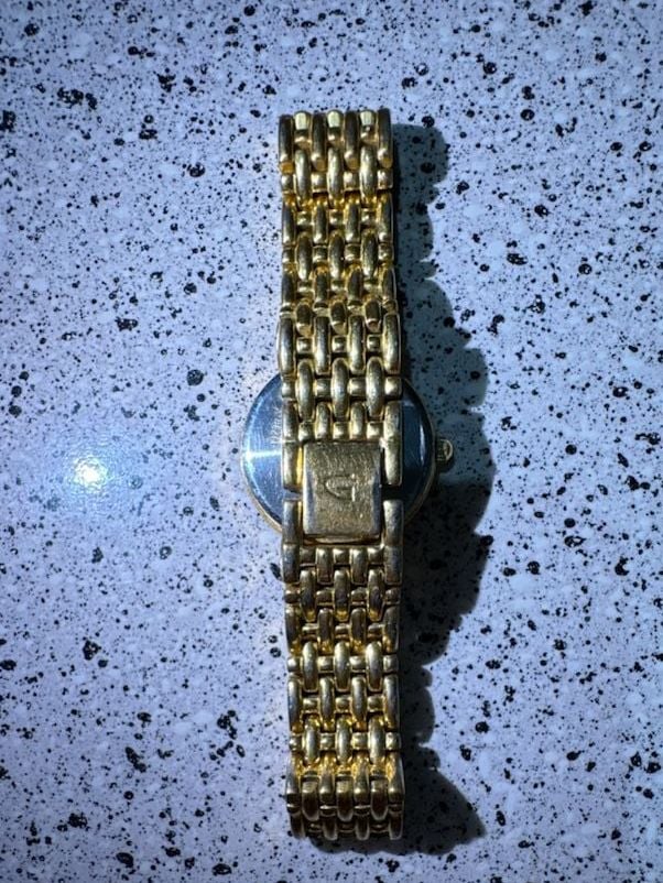 Gruen Quartz Women's Gold Tone Watch with Mother of Pearl Dial 4