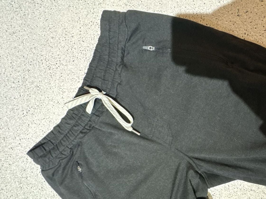 Vuori Men's Ponto Performance Jogger V438 Size S Black Heathered Sweatpants 5