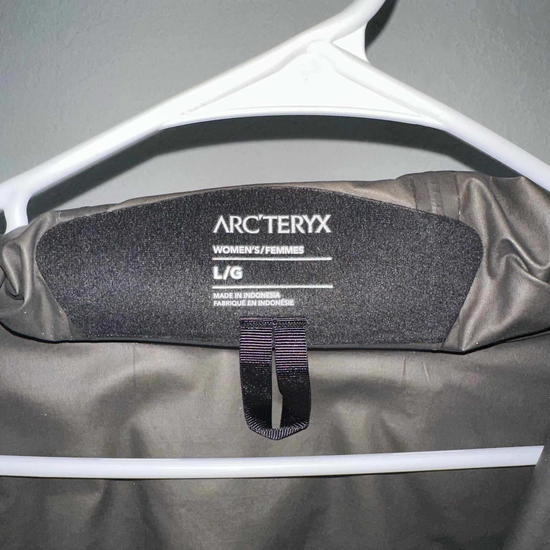 Arc'teryx Zeta SL Women's Gore-Tex Waterproof Jacket Size Large 4