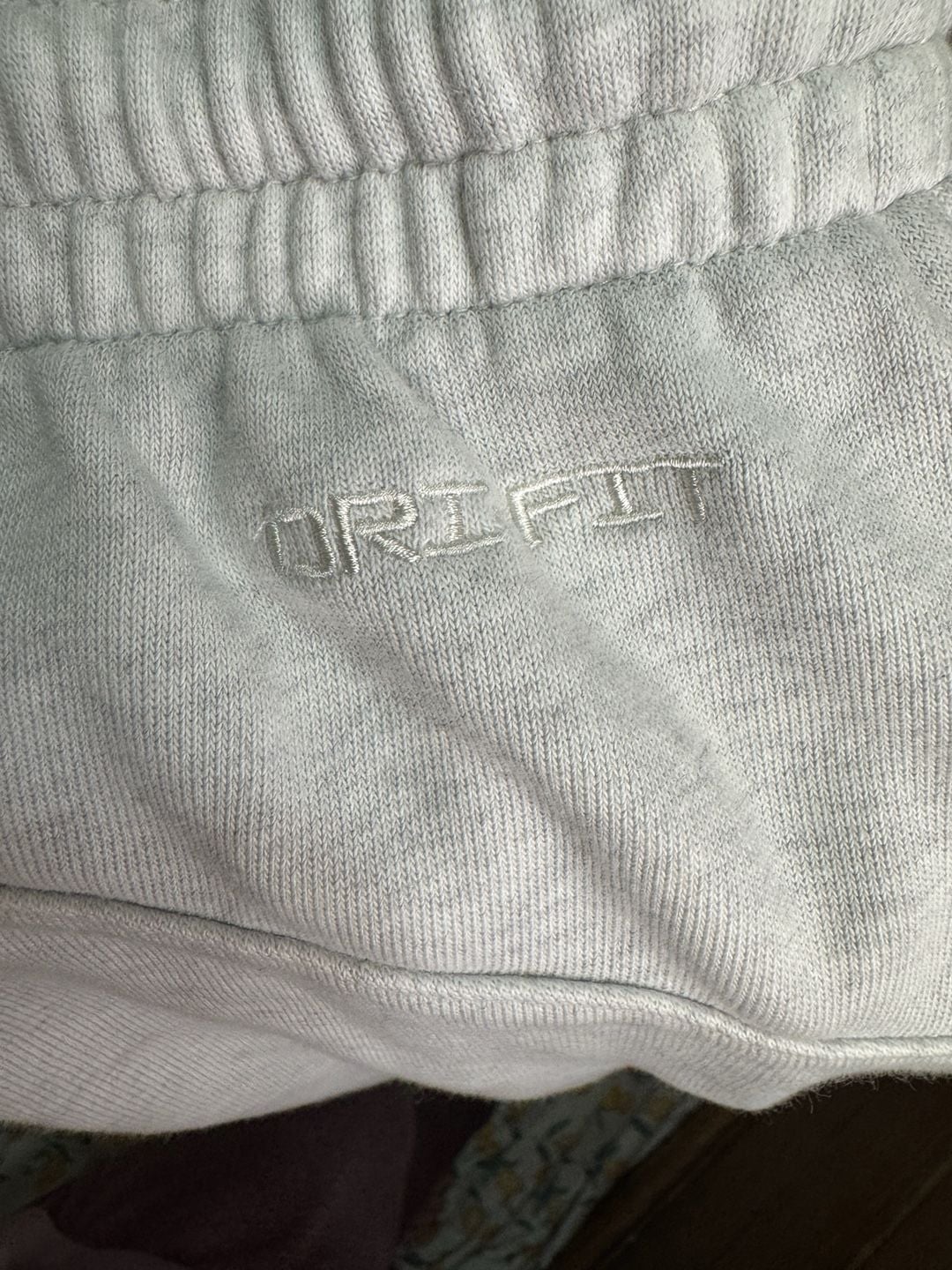 Nike FLY Dri-FIT Jogger Sweatpants Mens Medium Gray Fleece Zip Pocket 13