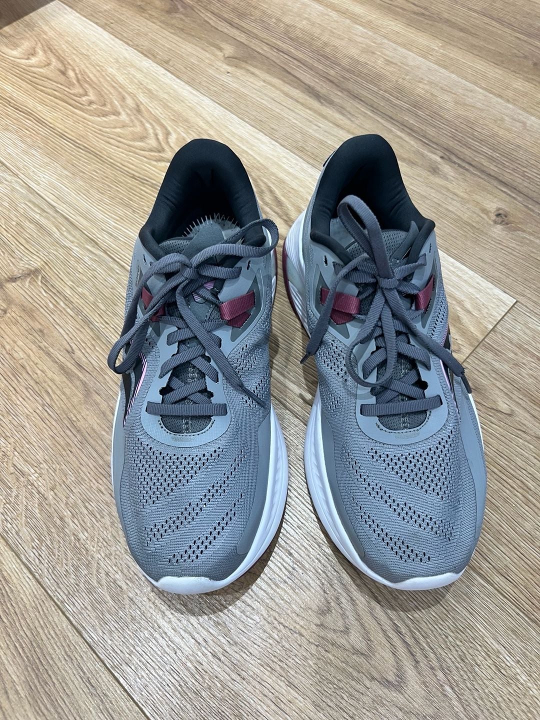 Saucony Women's Guide 15 Running Shoes Alloy/Quartz Size 10.5 W No Insoles 2