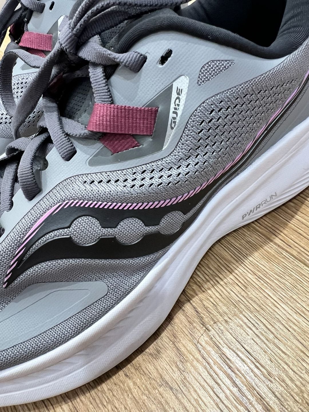 Saucony Women's Guide 15 Running Shoes Alloy/Quartz Size 10.5 W No Insoles 8