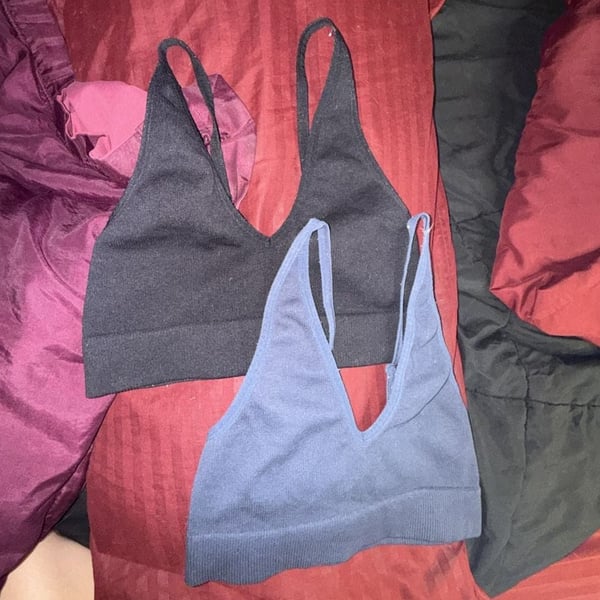 Garage Seamless Ribbed V-Neck Bralette Lot of 2 Black Blue Size S/P