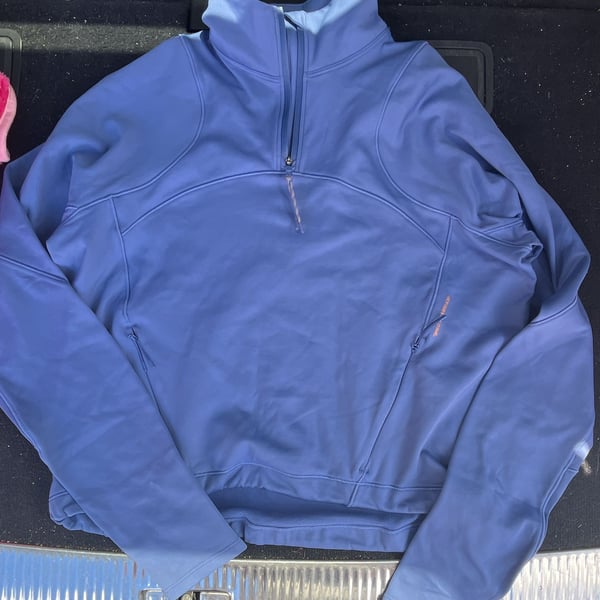 Lululemon Womens Tech Fleece Hiking 1/4 Zir Pullover Size 4 XS Purple Blue