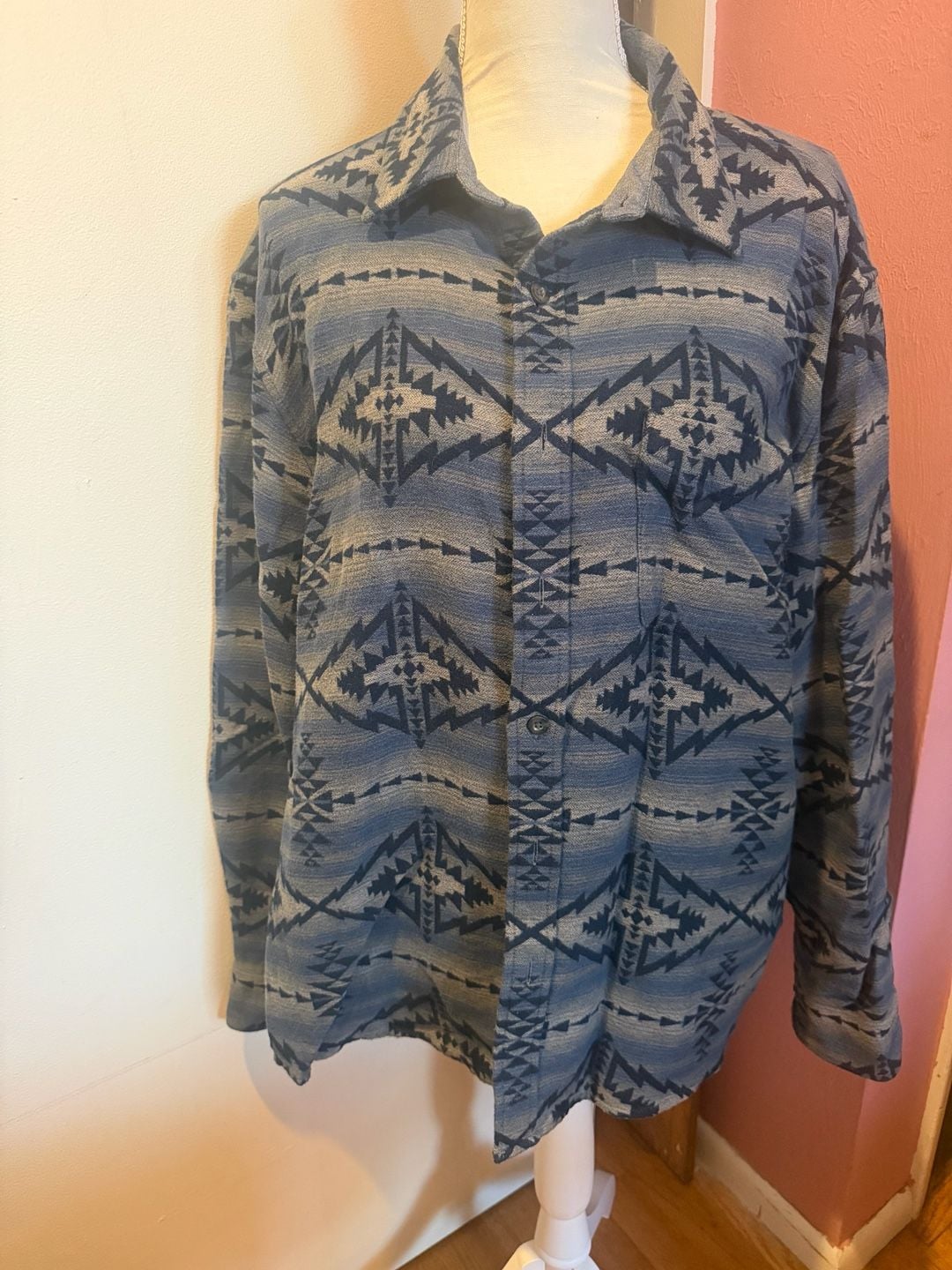 Pendleton Men's Marshall Super Soft Southwestern Shirt Trapper Peak Blue 2
