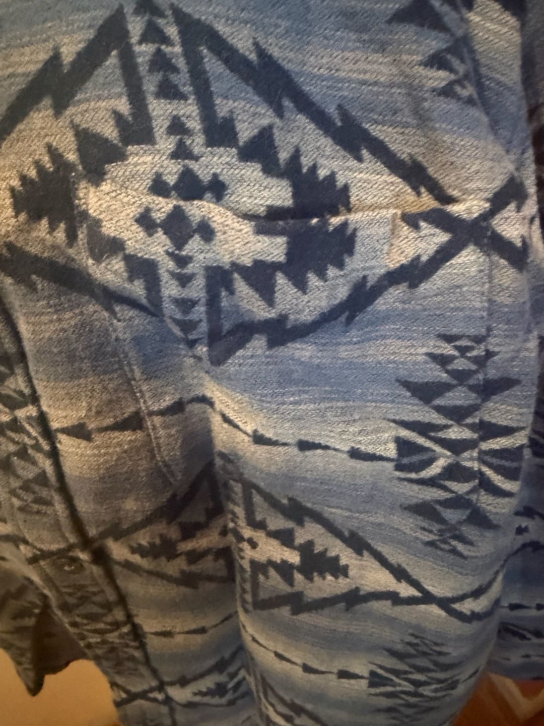 Pendleton Men's Marshall Super Soft Southwestern Shirt Trapper Peak Blue 4