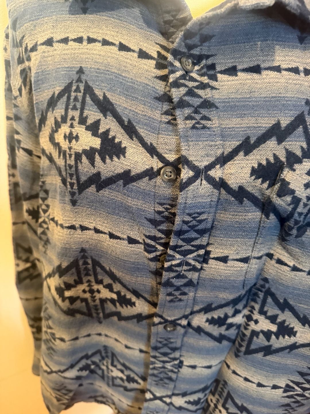 Pendleton Men's Marshall Super Soft Southwestern Shirt Trapper Peak Blue 5