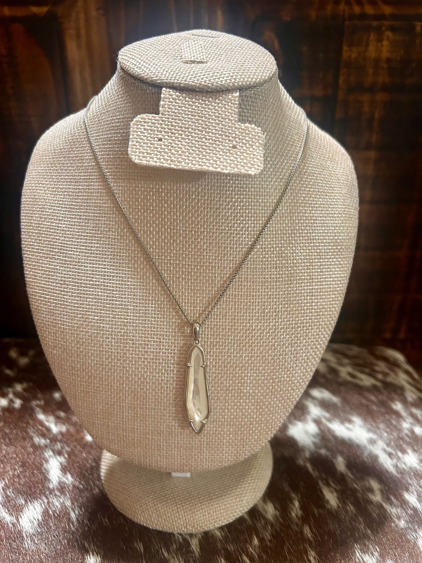 Kendra Scott Arielle Silver Tone White Mother Pearl Adjustable Lariat Necklace 2