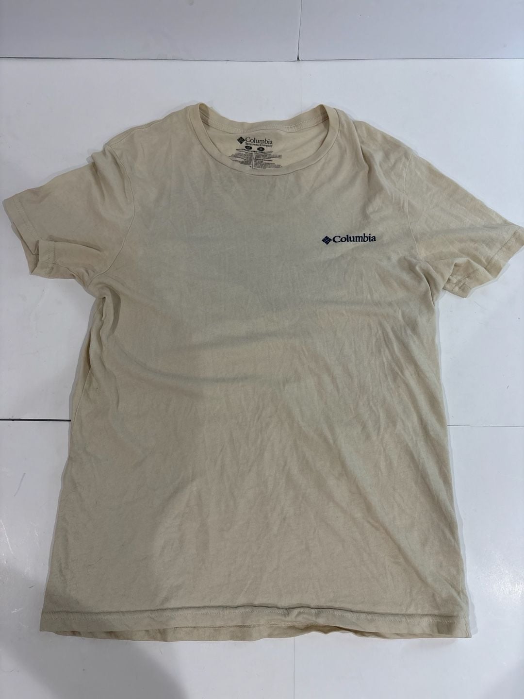 Columbia Sportswear Company Men's Graphic T-Shirt Beige Black Lab Dog Size M 2