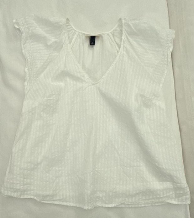 Universal Thread White Cotton Swiss Dot V-Neck Flutter Cap Sleeve Top Size XS 2