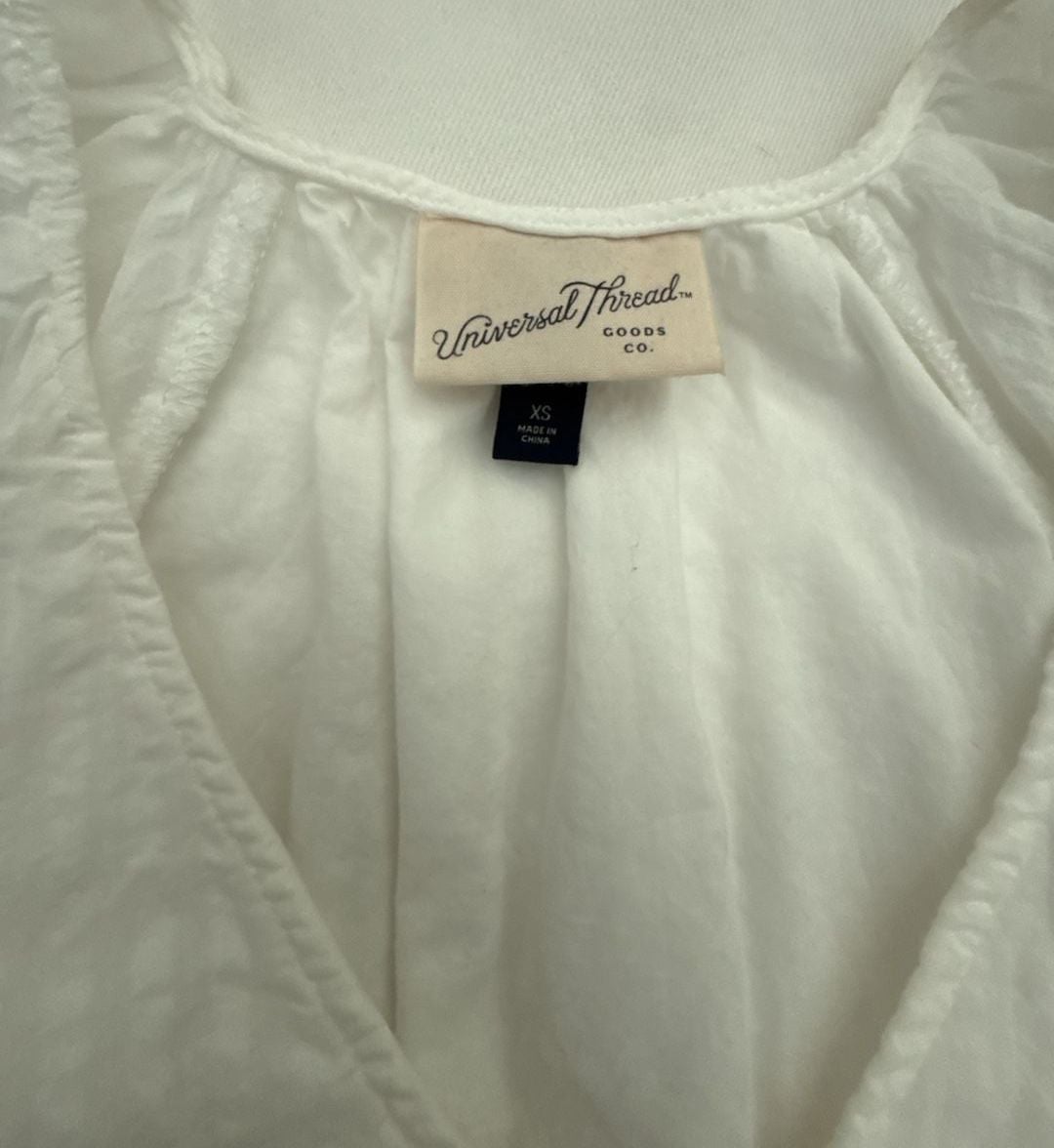 Universal Thread White Cotton Swiss Dot V-Neck Flutter Cap Sleeve Top Size XS 3