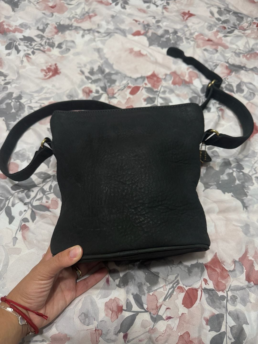 Vintage Coach Black Leather Equestrian Slim Bucket Bag Shoulder Bag 4