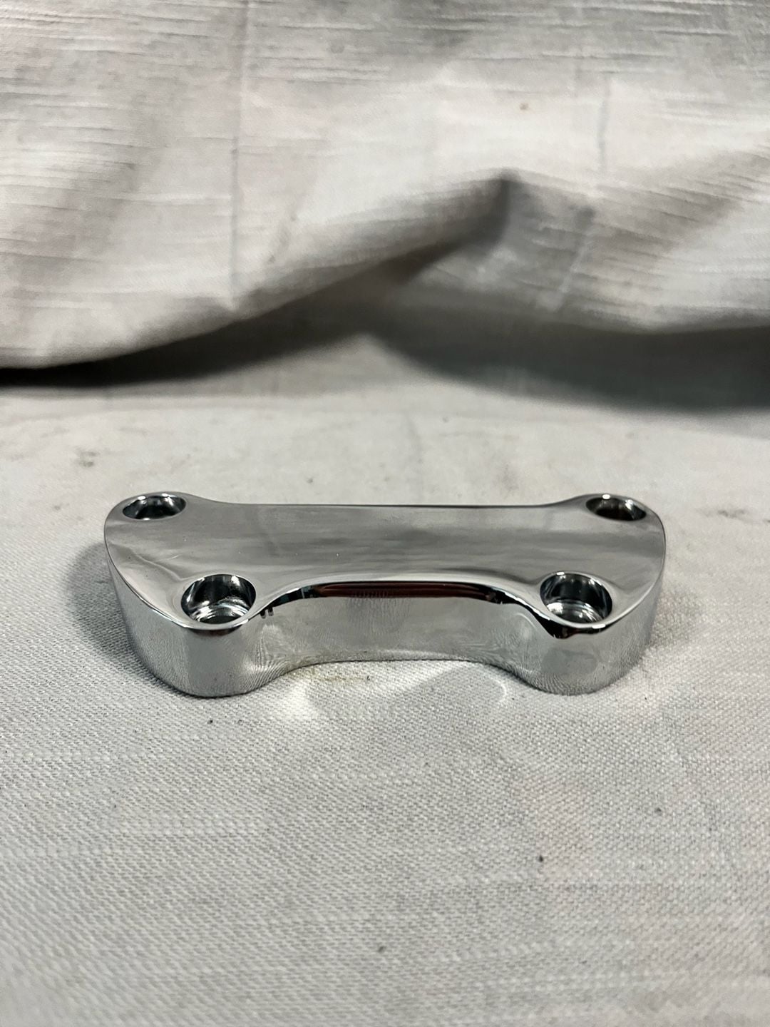 Harley-Davidson Classic Chrome Custom Handlebar Clamp Riser Top Clamp 1