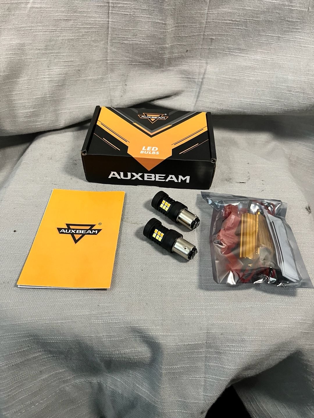 Auxbeam B1B Series LED Bulbs 1157 / BAY15D Amber & White Switchback with Resistor Kit 10