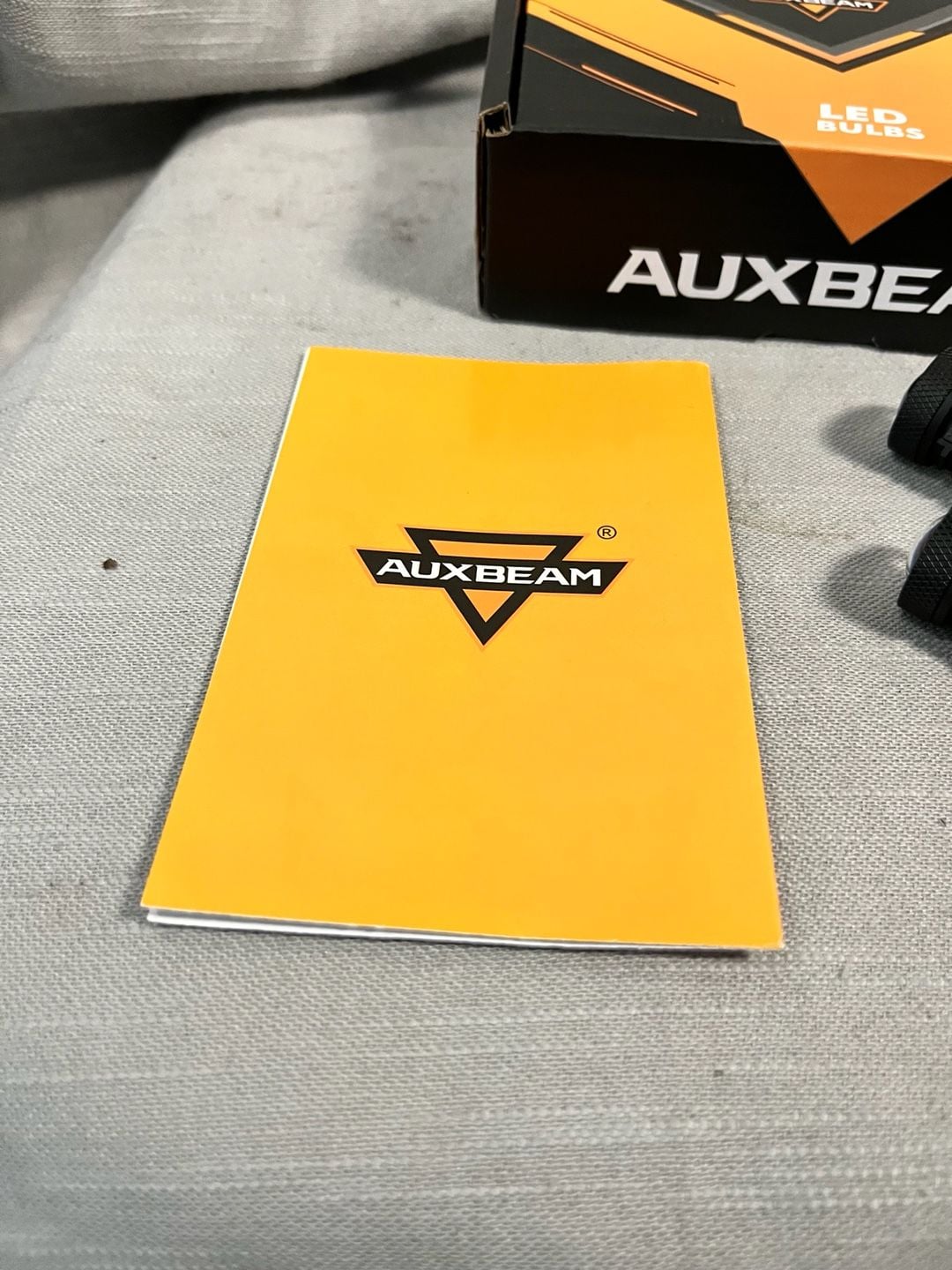 Auxbeam B1B Series LED Bulbs 1157 / BAY15D Amber & White Switchback with Resistor Kit 13