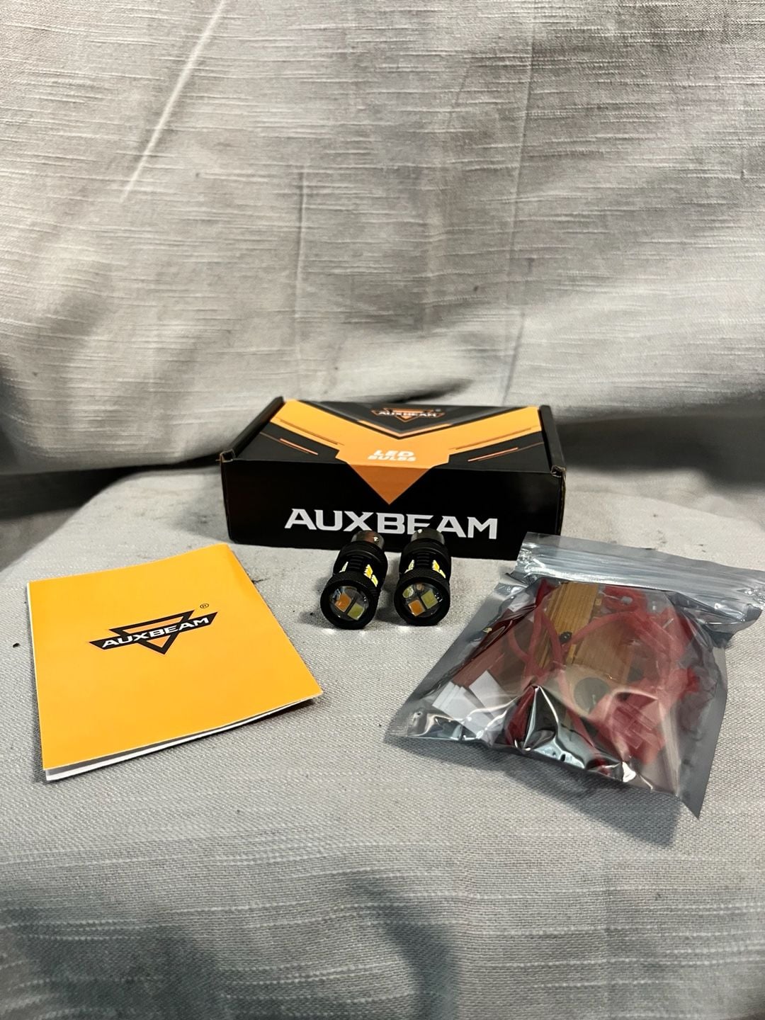 Auxbeam B1B Series LED Bulbs 1157 / BAY15D Amber & White Switchback with Resistor Kit 15