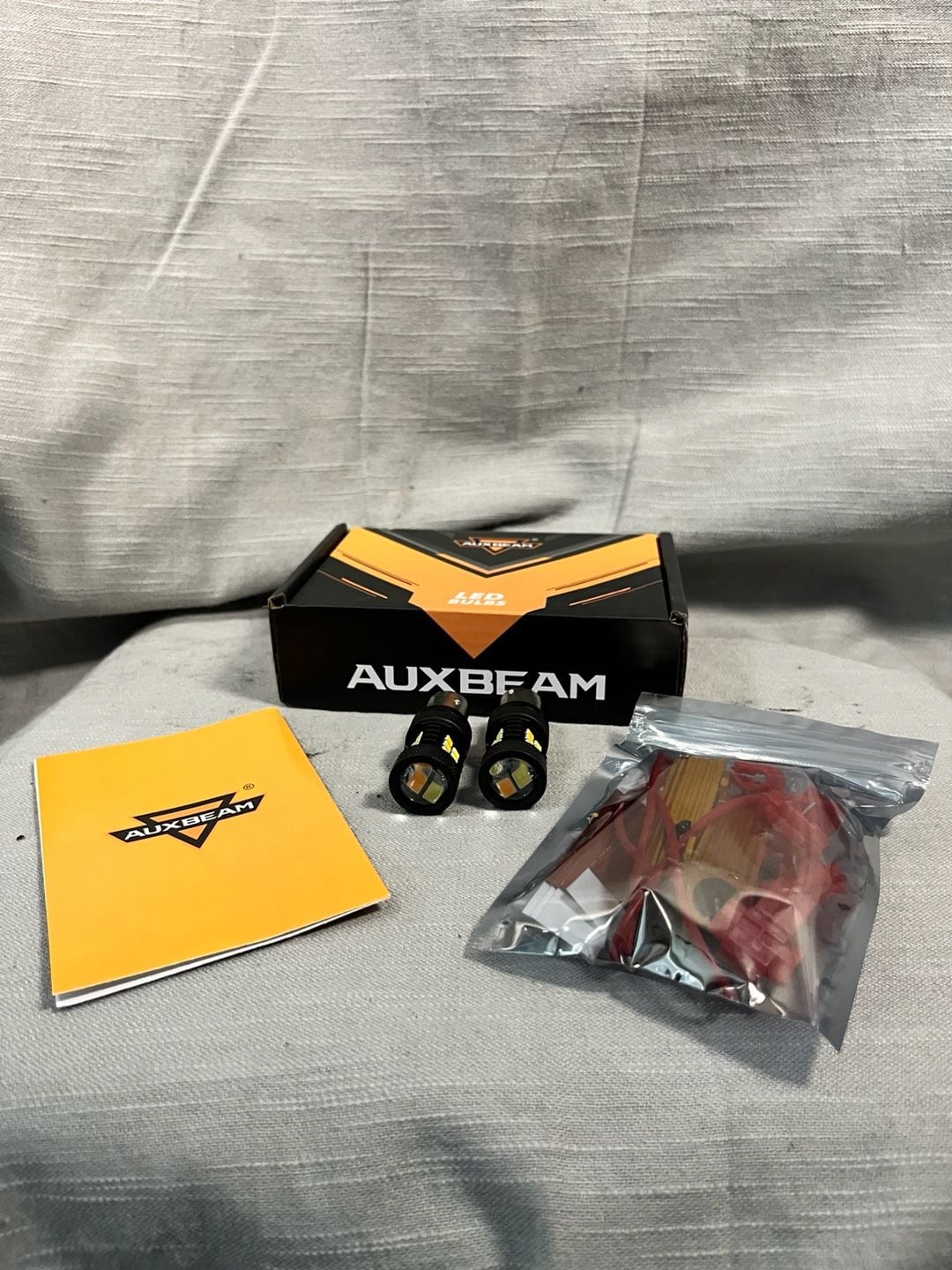 Auxbeam B1B Series LED Bulbs 1157 / BAY15D Amber & White Switchback with Resistor Kit 16