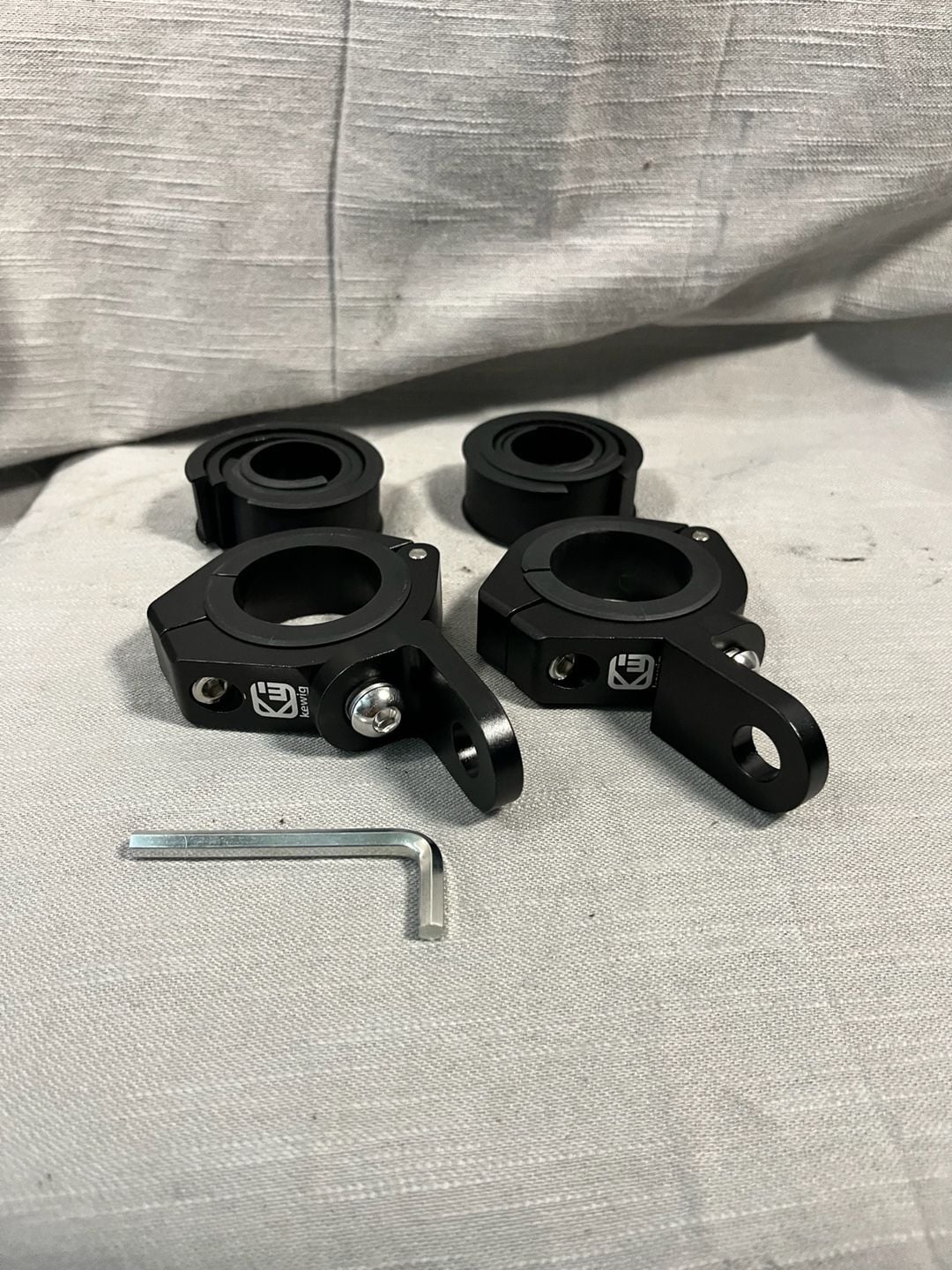 Kewig Motorcycle and Bicycle Handlebar Roll Bar Clamp Mount Brackets with Inserts and Allen Wrench 2