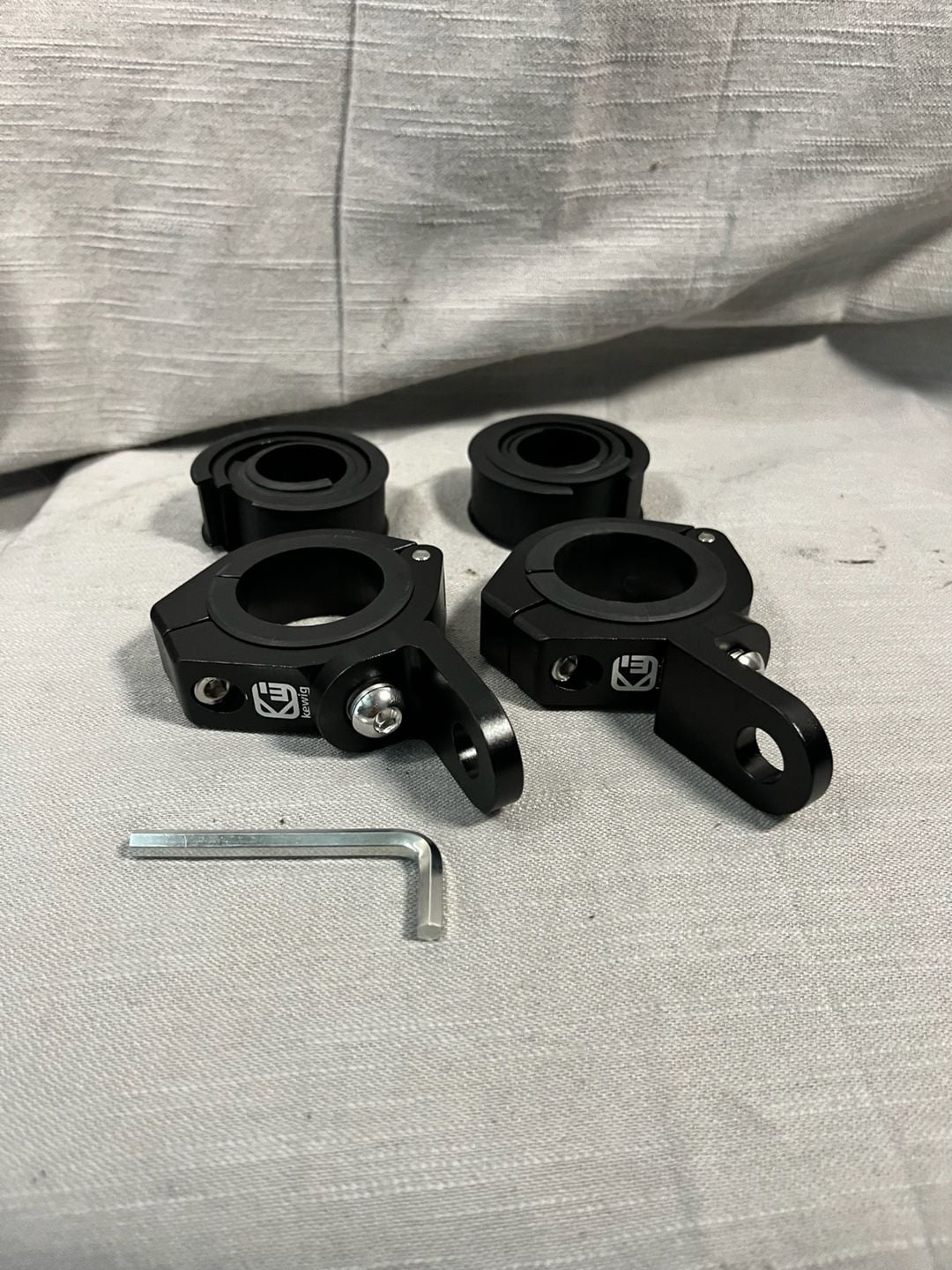 Kewig Motorcycle and Bicycle Handlebar Roll Bar Clamp Mount Brackets with Inserts and Allen Wrench 3