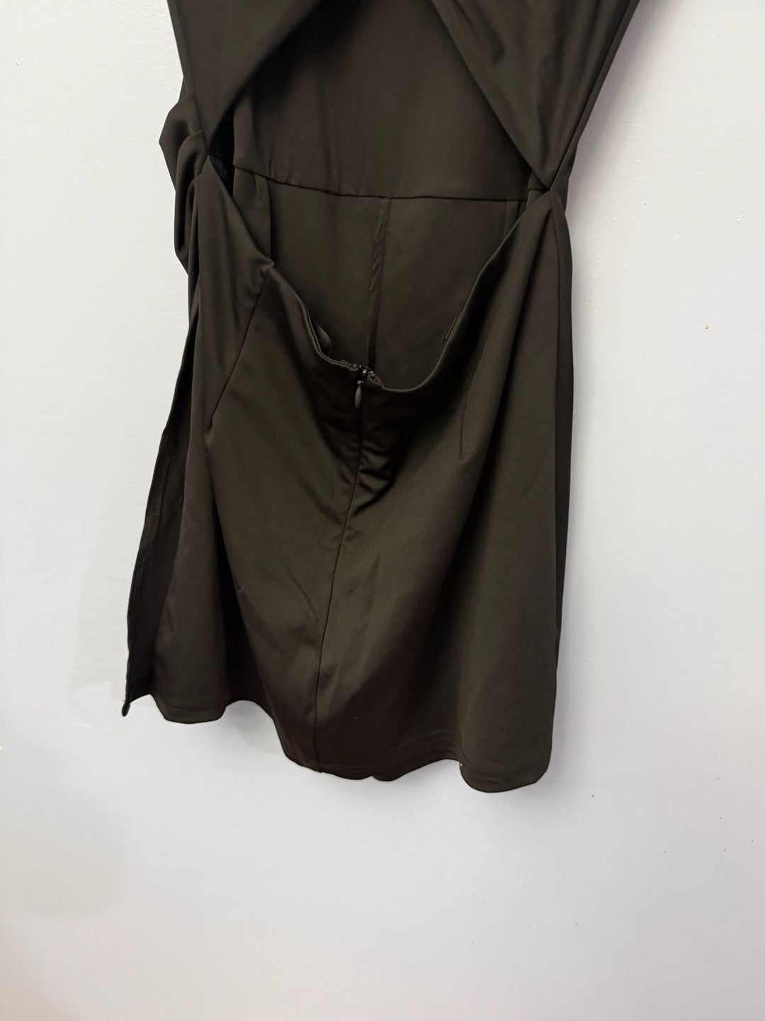 CBR Black Sleeveless Romper with V-Neck and Back Tie 6