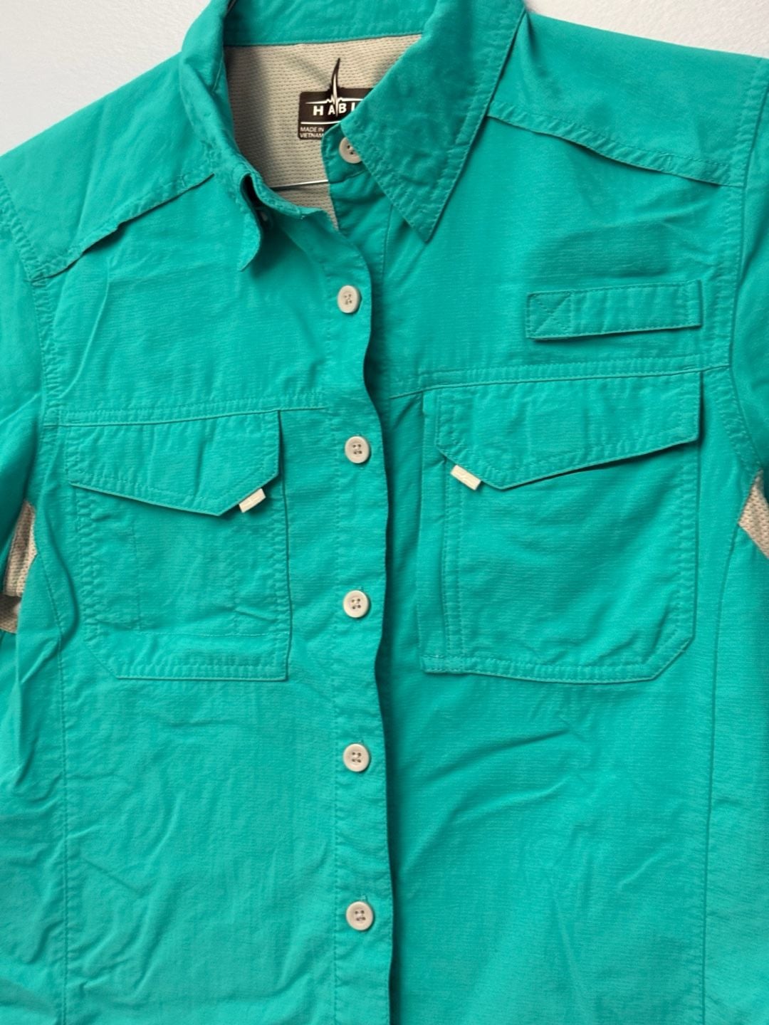 Habit Women's Solar-Factor 30+ Short Sleeve Button-Up Shirt 3