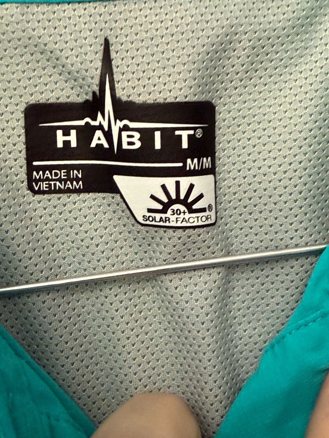Habit Women's Solar-Factor 30+ Short Sleeve Button-Up Shirt 6