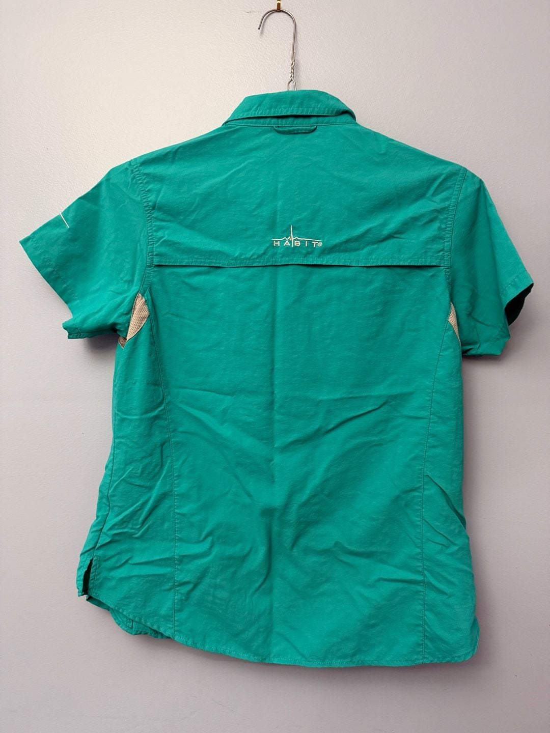 Habit Women's Solar-Factor 30+ Short Sleeve Button-Up Shirt 9