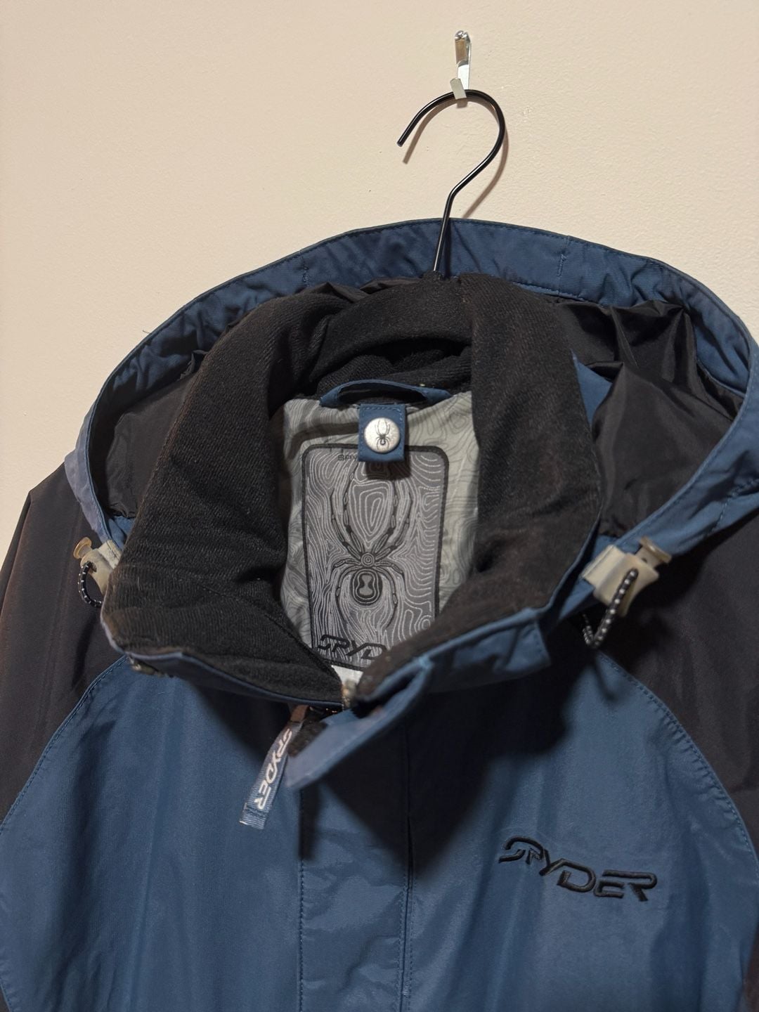 Spyder Men’s Ski Snow Jacket Blue Black White Colorblock Removable Hood 5