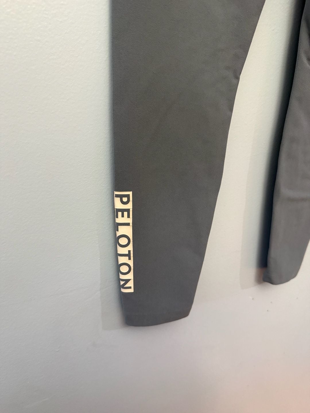 Peloton High-Rise 7/8 Legging with Side Logo, Grey, Size S 4