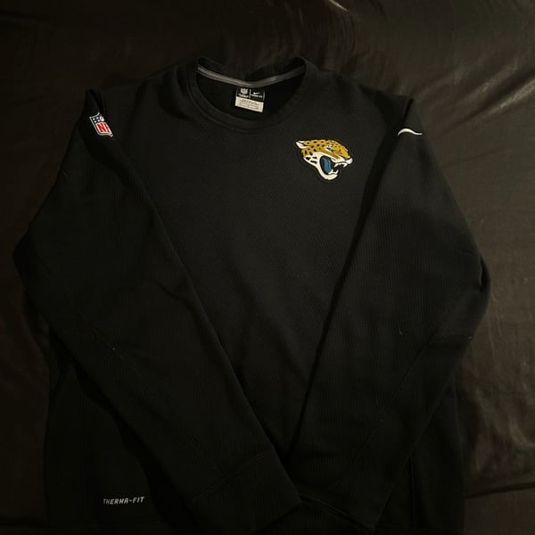 Nike Men's Jacksonville Jaguars Black Sideline Therma-FIT Crew Pullover Sweatshirt Size S