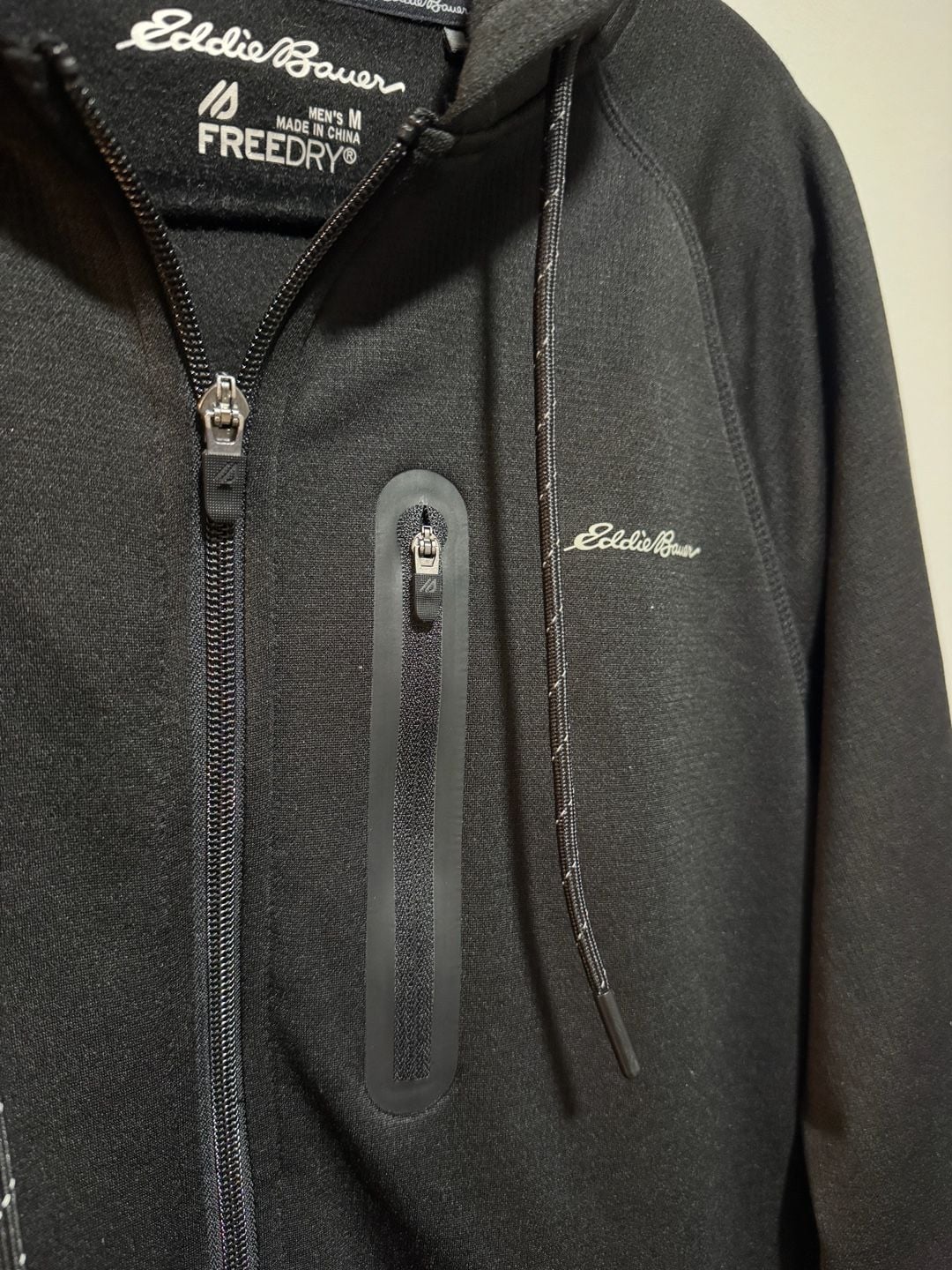 Eddie Bauer Motion FreeDry Men’s Medium Black Full Zip Performance Hoodie 6